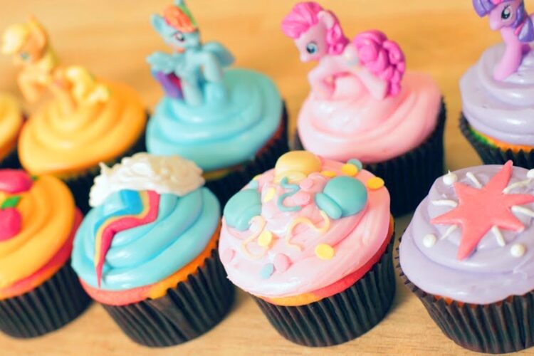 MY LITTLE PONY CUPCAKES - NERDY NUMMIES