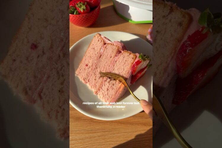 My favorite long-lost strawberry cake recipe ๐๐
