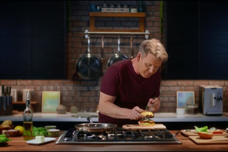 Gordon Ramsay Makes the Perfect Burger | Cooking With Gordon | HexClad