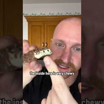 BAREBELLS COOKIES & CREAM | Barebells Protein Bar Review | Barebells Protein Bar Protein Bar Review