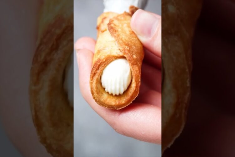 How to Make Cannoli #shorts