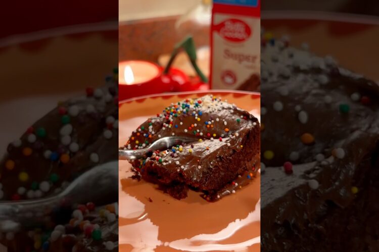 Cosmic brownie chocolate cake🍰🍫 #baking #shorts #trending #cake #dessert