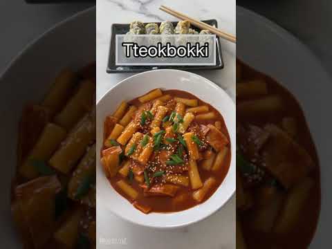 How to Make TTEOKBOKKI- Korean Spicy Rice Cakes #shorts