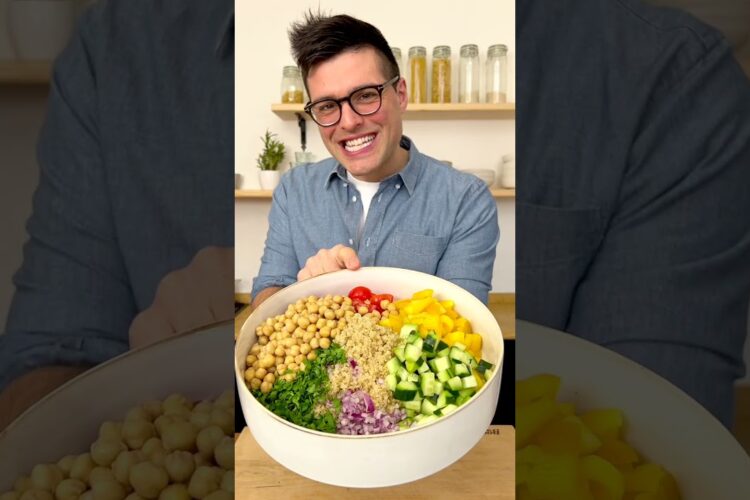 Chickpea Quinoa Salad (20 min lunch idea)