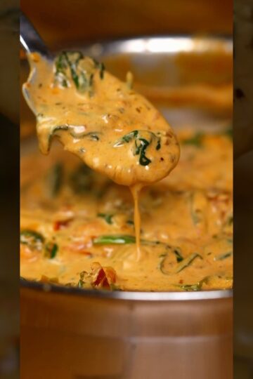 Creamy Tuscan Butter Salmon! #tuscansauce #easyrecipe #cooking