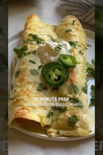 Easy Green Chicken Enchiladas
