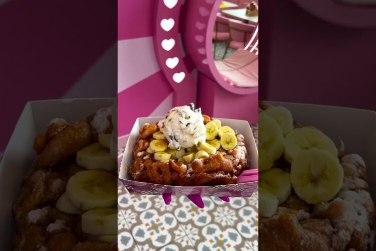 Epic Funnel Cake Delight at The Sweet Spot (A Must-Try Dessert!) 😍💕