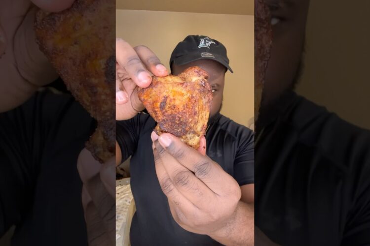 Crispy Baked Chicken Thighs In Under 30 Minutes! Quick & Easy Recipe #foodie