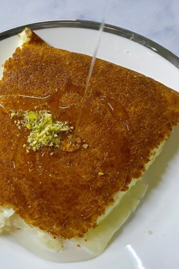 The Most Delicious  Homemade Lebanese Knafeh   كنافة