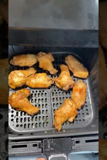 tested and approved the perfect air fryer chicken wing 🍗