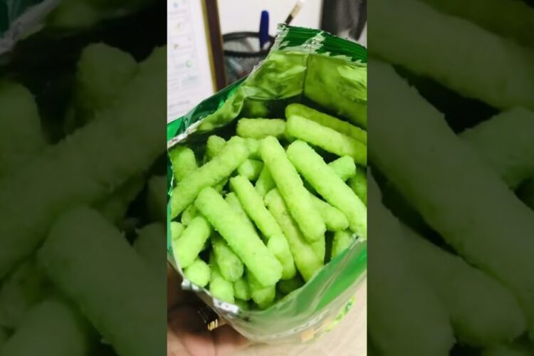 OPENING SNACKU RICE CRACKERS VEGETABLE FLAVORED REGENT #shorts #rice #crackers #vegetable #opening