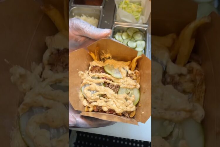The LOADED FRIES from Burgers On B in NYC’s East Village are a MUST! 🤤 Who’s hungry? #DEVOURPOWER