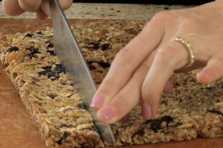 Homemade Granola Bars - Let's Cook with ModernMom