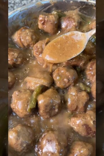 Easy Weeknight Dinner | Smothered Turkey Meatballs Recipe