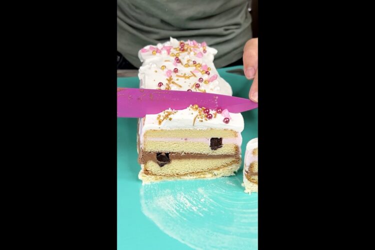 Easy ice cream cake is so good