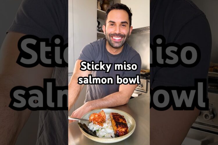 Sticky miso salmon bowl. Recipe in the description! #recipe #shorts