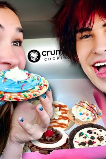 My Sister Tries CRUMBL COOKIE!
