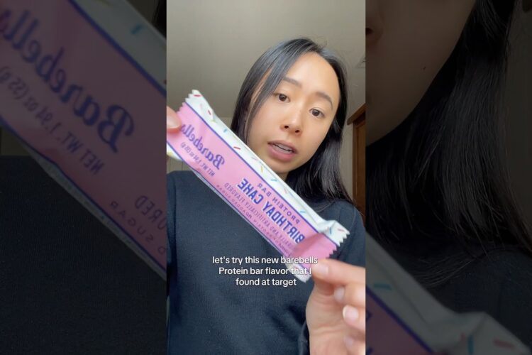 trying the Barebells birthday cake protein bar! #proteinbar