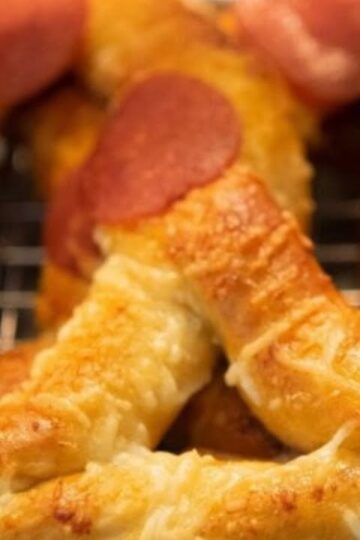 Why Auntie Anne's Pretzels Are So Delicious