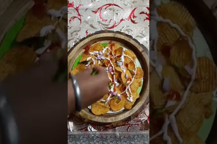lays pizza 🍕 cheese loaded chips l blue lays with cheese l cheese pull lays pizza cheesy lays chaat