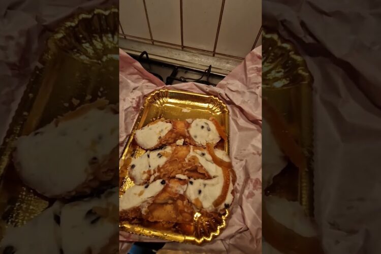 Cannoli di Piana degli Albanesi #сицилия #travel #siciliabedda #sicily #пътуване #palermo #cannoli