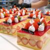 꾸덕한 크림과 딸기가 한가득! 떠먹는 프레지에 케이크 / How to make strawberry fraisier cake - Korean street food