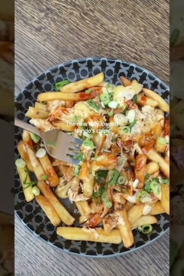 NEW NANDOS LOADED CHIPS