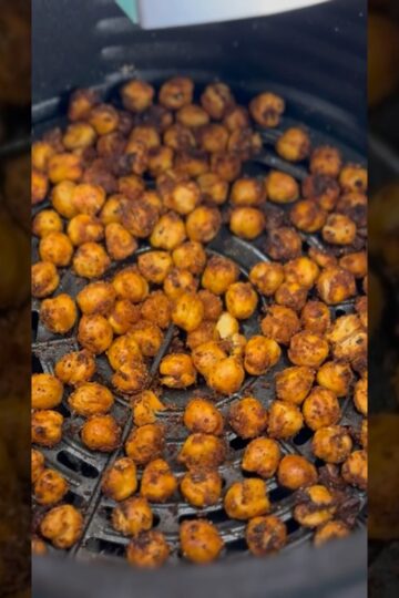 Crispy Airfryer Chickpeas! Cheap and easy snack!