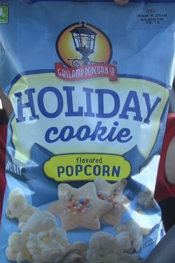 CarBS - Gaslamp Popcorn Holiday Cookie Flavored Popcorn