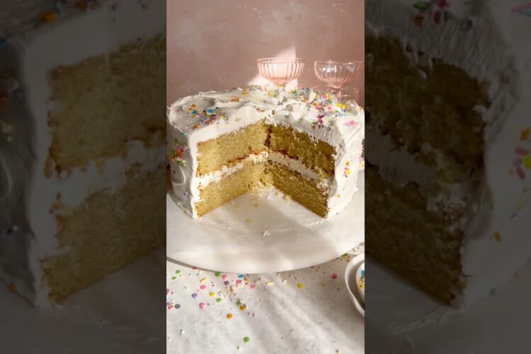 Moist gluten free vanilla cake!