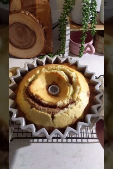 cinnamon swirl bundt cake 🧸✨