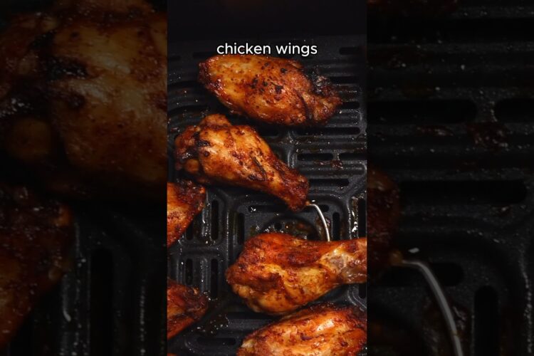 Air Fryer Chicken Wings Recipe #airfryer #chickenrecipe #recipe #foodshorts #foodie #easyrecipe