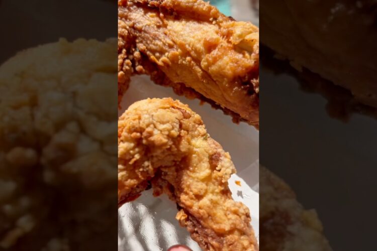 Deep Fried Turkey Wings 🦃 #recipe #food #foodie #turkeywings #turkey #thanksgiving #wings #cooking