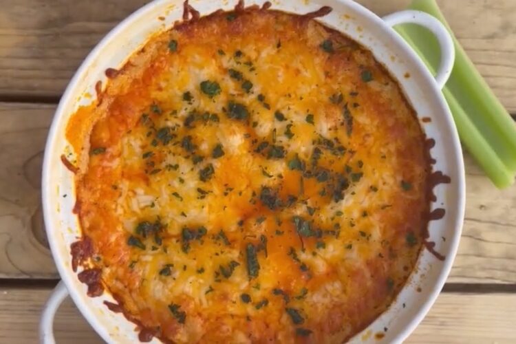 The BEST Buffalo Chicken Dip recipe by Spiced Nice