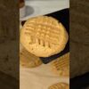 viral 3 ingredient peanut butter cookies recipe 🥜 #shorts #easydessert #easyrecipe #viralrecipe