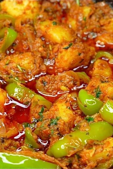 Aloo Bhuna Dhaba Style Recipe | Spicy Aloo Gravy Sabji | Aloo Bhuna Masala