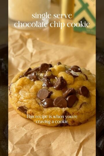 Single serve chocolate chip cookie #easyrecipe #cookiecravings #cookies #recipe