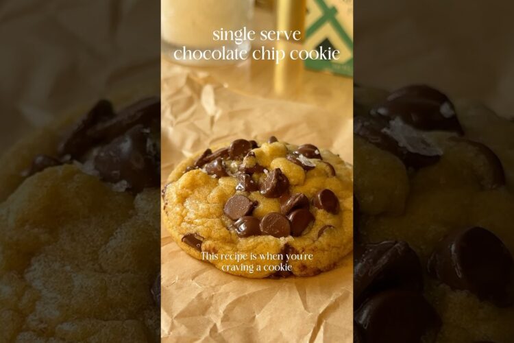 Single serve chocolate chip cookie #easyrecipe #cookiecravings #cookies #recipe