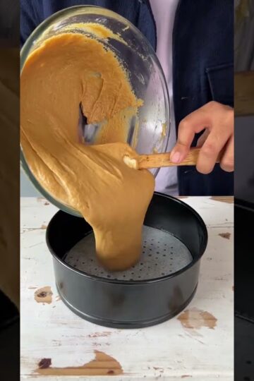 EGGLESS ATTA JAGGERY CAKE RECIPE | NO EGG, NO MAIDA, NO WHITE SUGAR #shorts