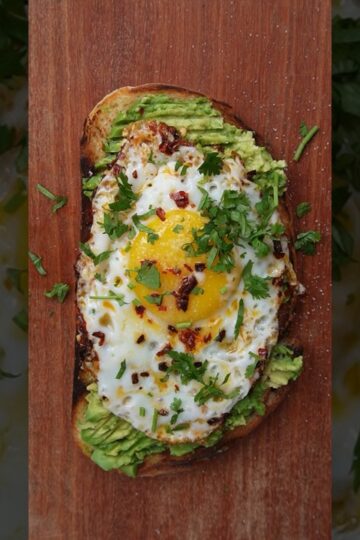 Simple Breakfast Ideas #82: Chili Oil Egg Avocado Toast #shorts #avocadotoast #breakfastideas