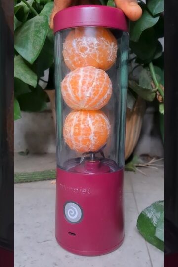 Blendjet 2 Orange juice