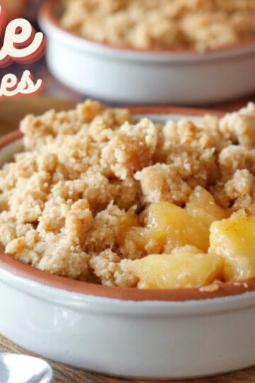 CRUMBLE aux POMMES - Recette Facile d'un dessert avec des pommes