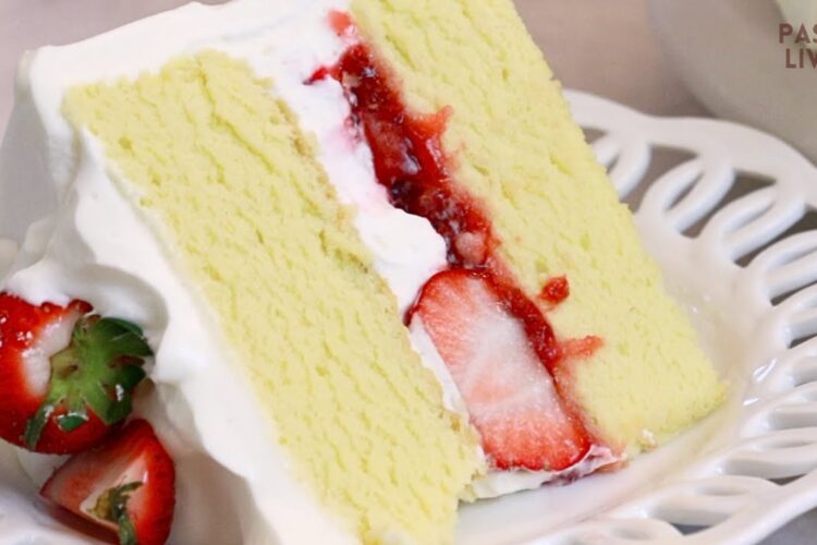 FLUFFY Strawberry Cream Cake | Chiffon Cake