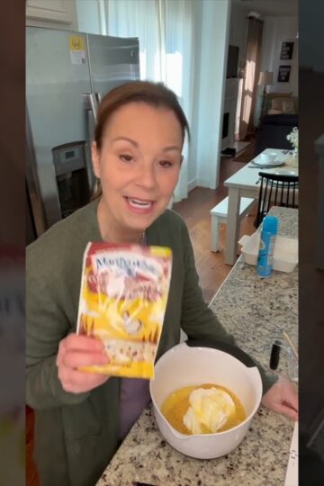 3 Ingredient Corn Casserole | Thanksgiving side dish | Easy recipe for the holidays | YouTube shorts