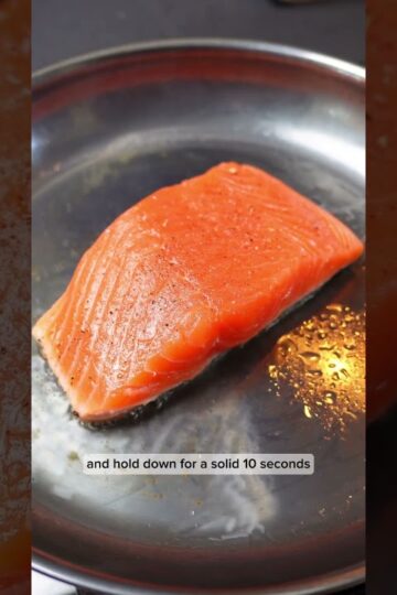 How to pan sear salmon #recipe #salmon #cooking