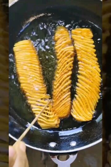 Potato Snack Recipe || Spiral Potato #potato #shorts #shortsfeeds