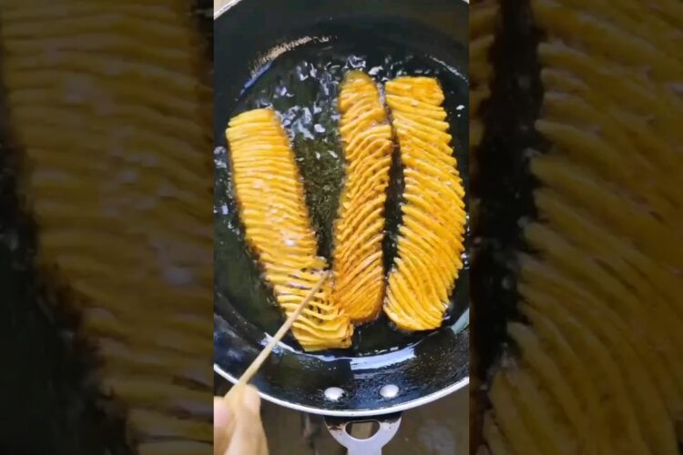 Potato Snack Recipe || Spiral Potato #potato #shorts #shortsfeeds