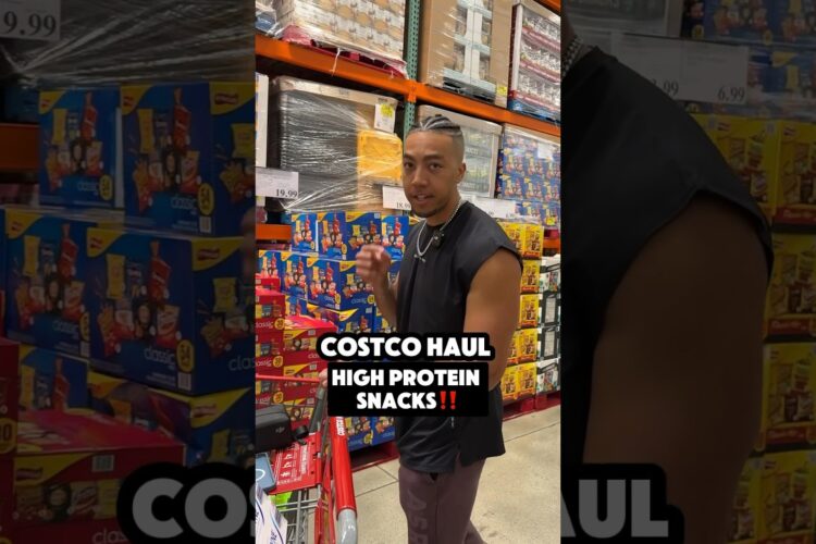 If you love snacking, grab these at Costco if you’re on a weight loss journey‼️