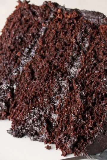 How to Make the Most Amazing Chocolate Cake
