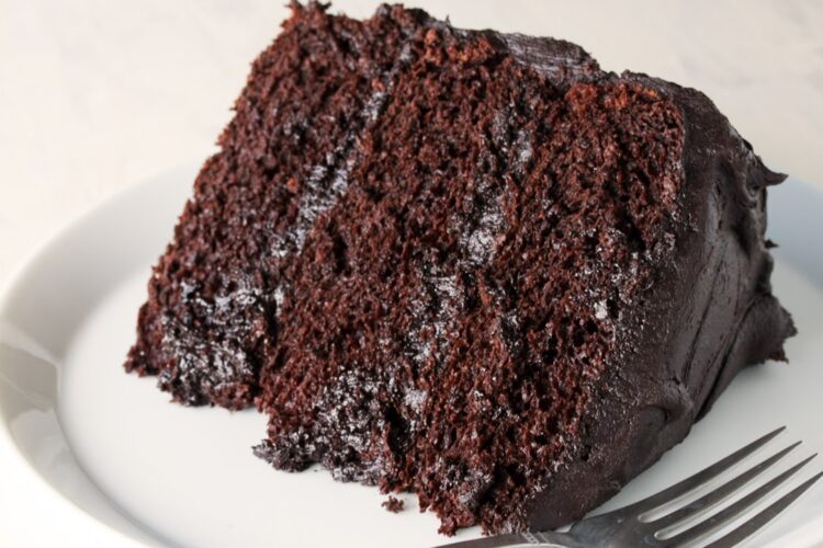 How to Make the Most Amazing Chocolate Cake